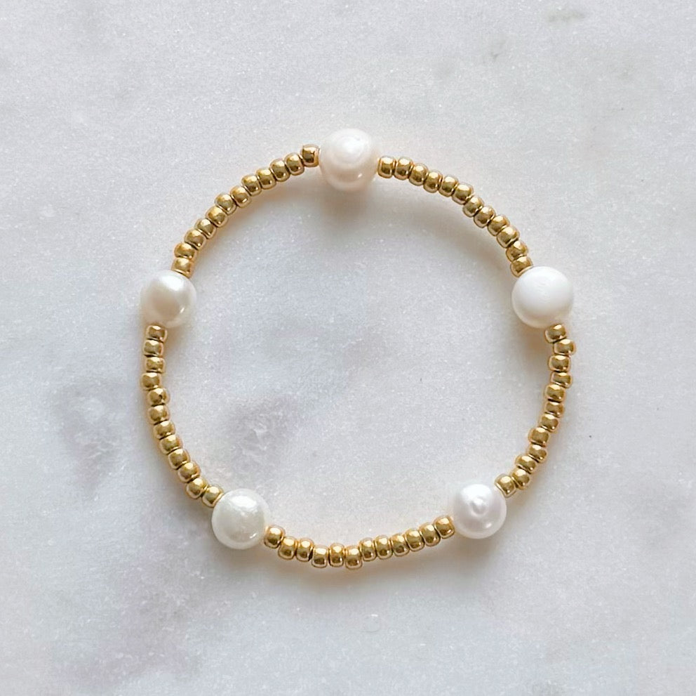 Golden Pearl Shoreline Bracelet