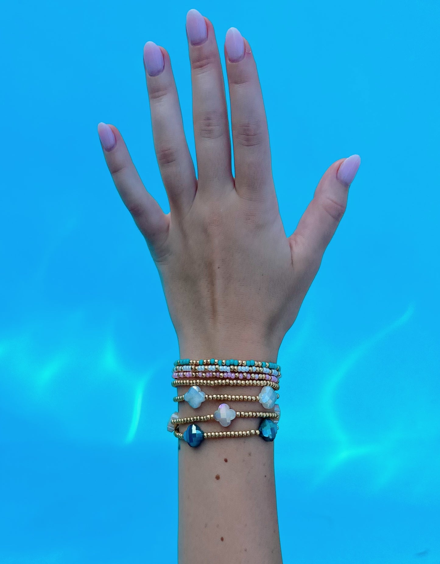 Dainty Clover Beaded Bracelet