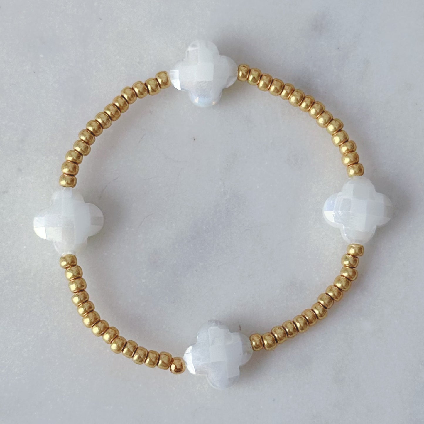 Dainty Clover Beaded Bracelet