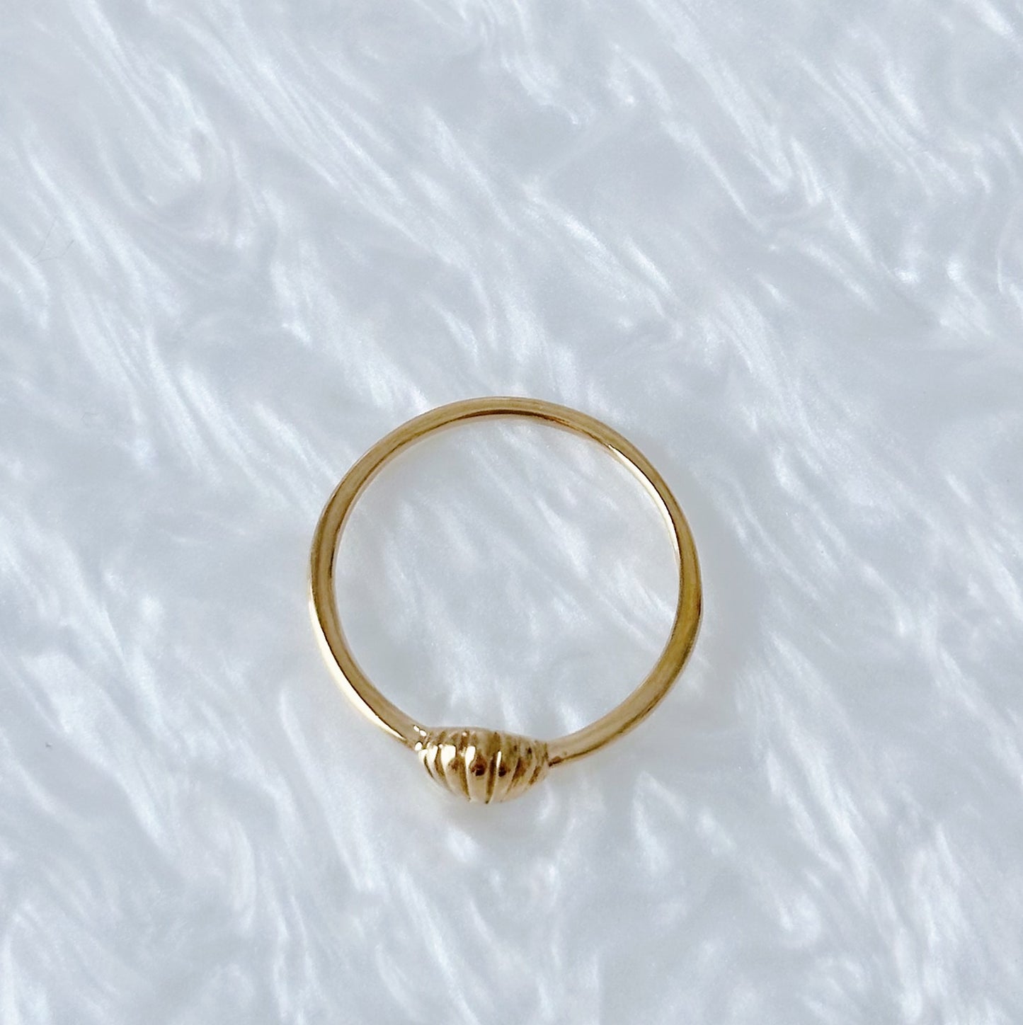 Dainty Gold Seashell Ring