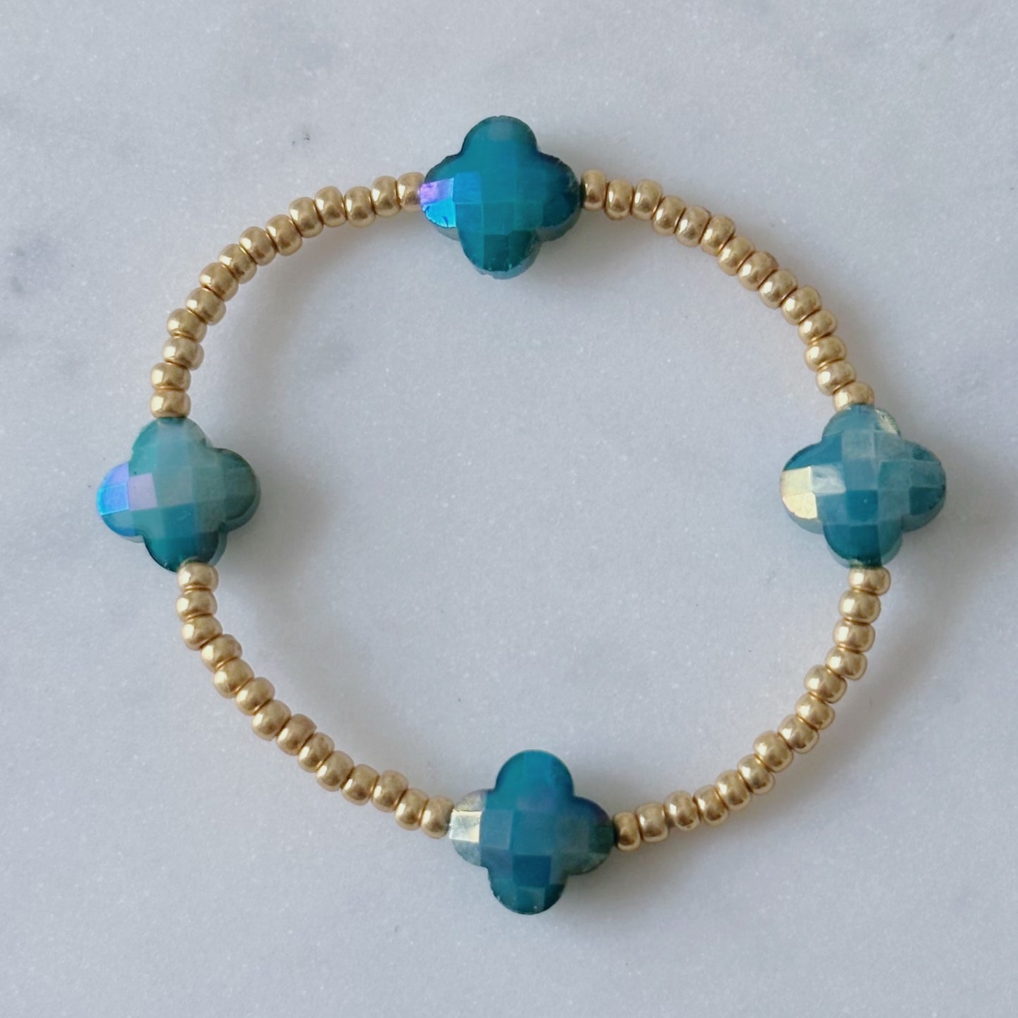 Dainty Clover Beaded Bracelet