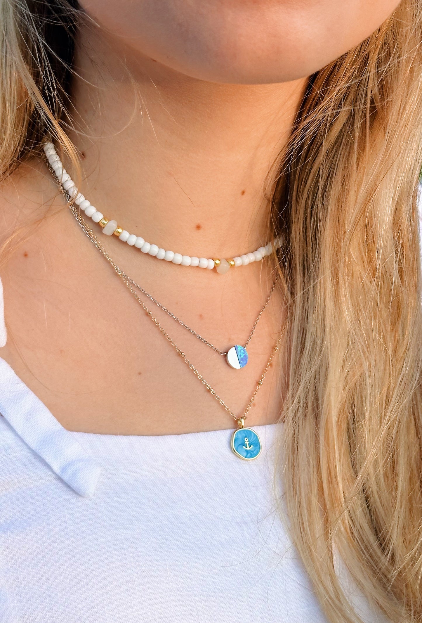 Anchors up necklace