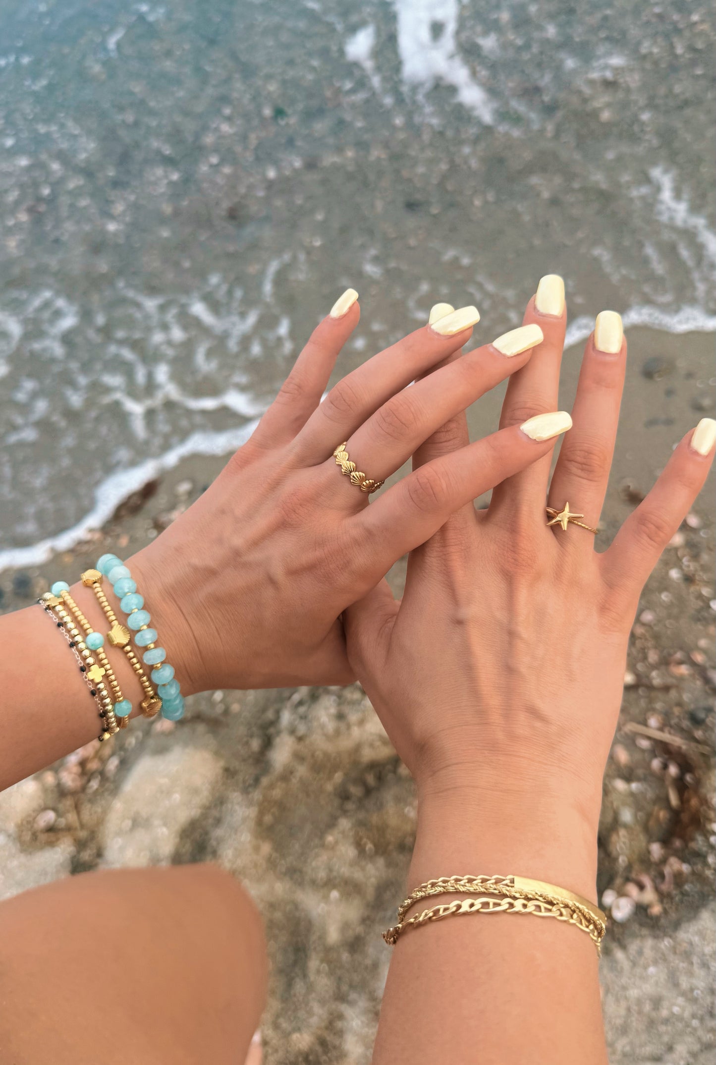 Gold Seashell Beaded Bracelet