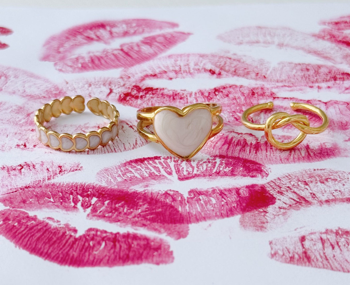 Dainty Pearl Heart Ring