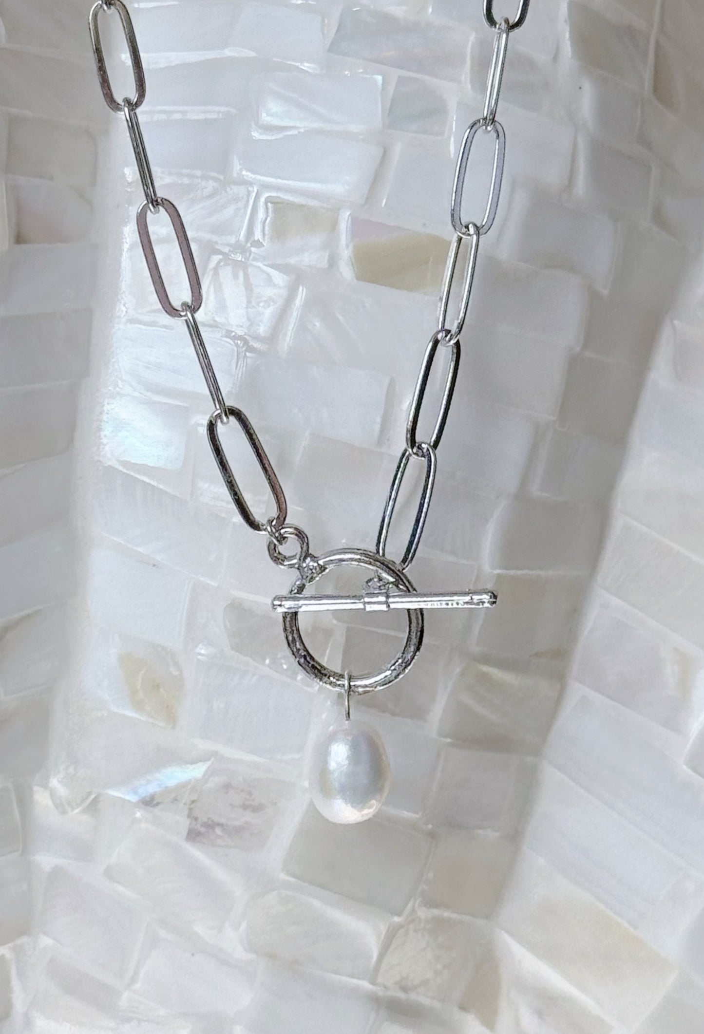 Chunky Paperclip Chain and Pearl Toggle Necklace