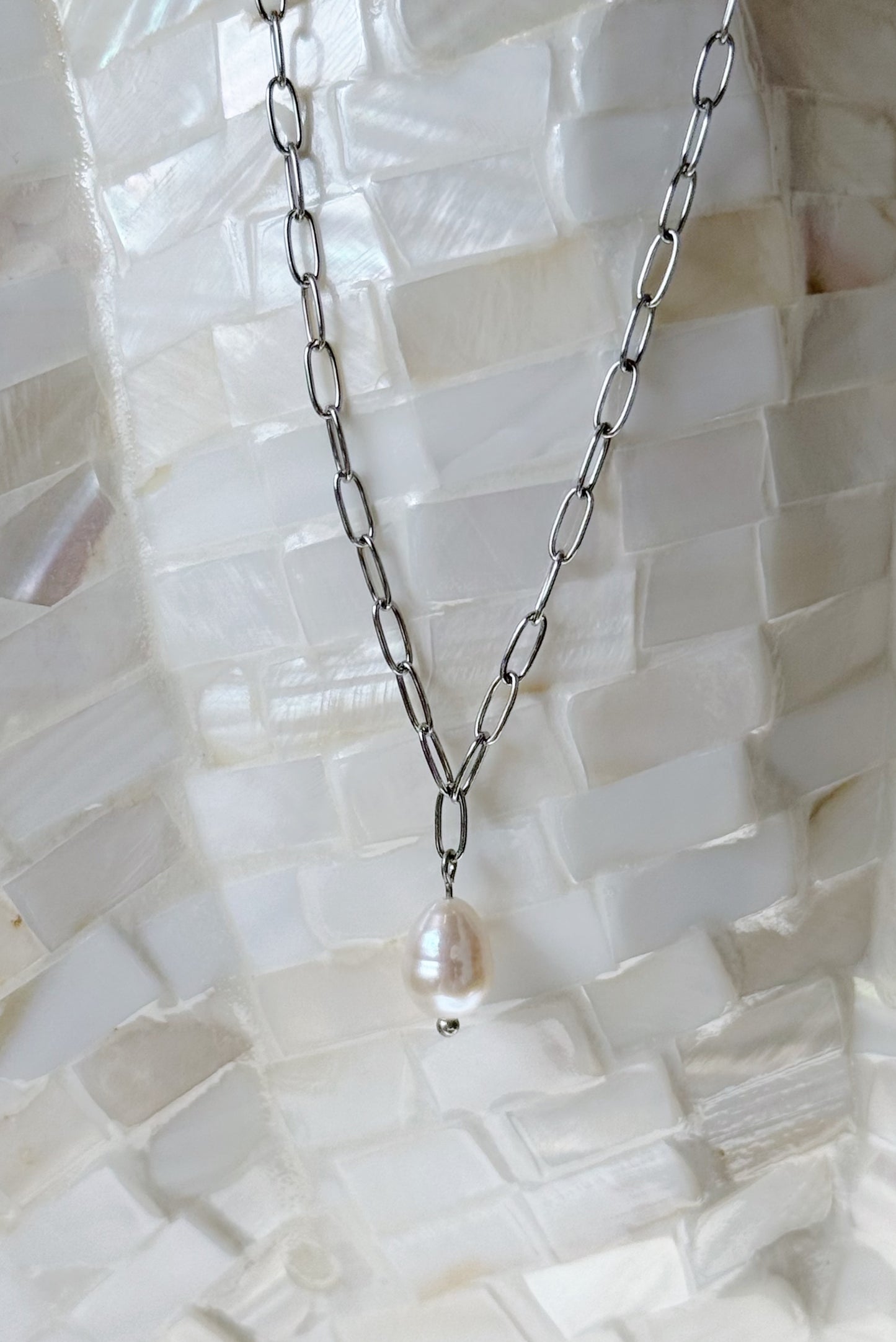 Dainty Paperclip Pearl Necklace