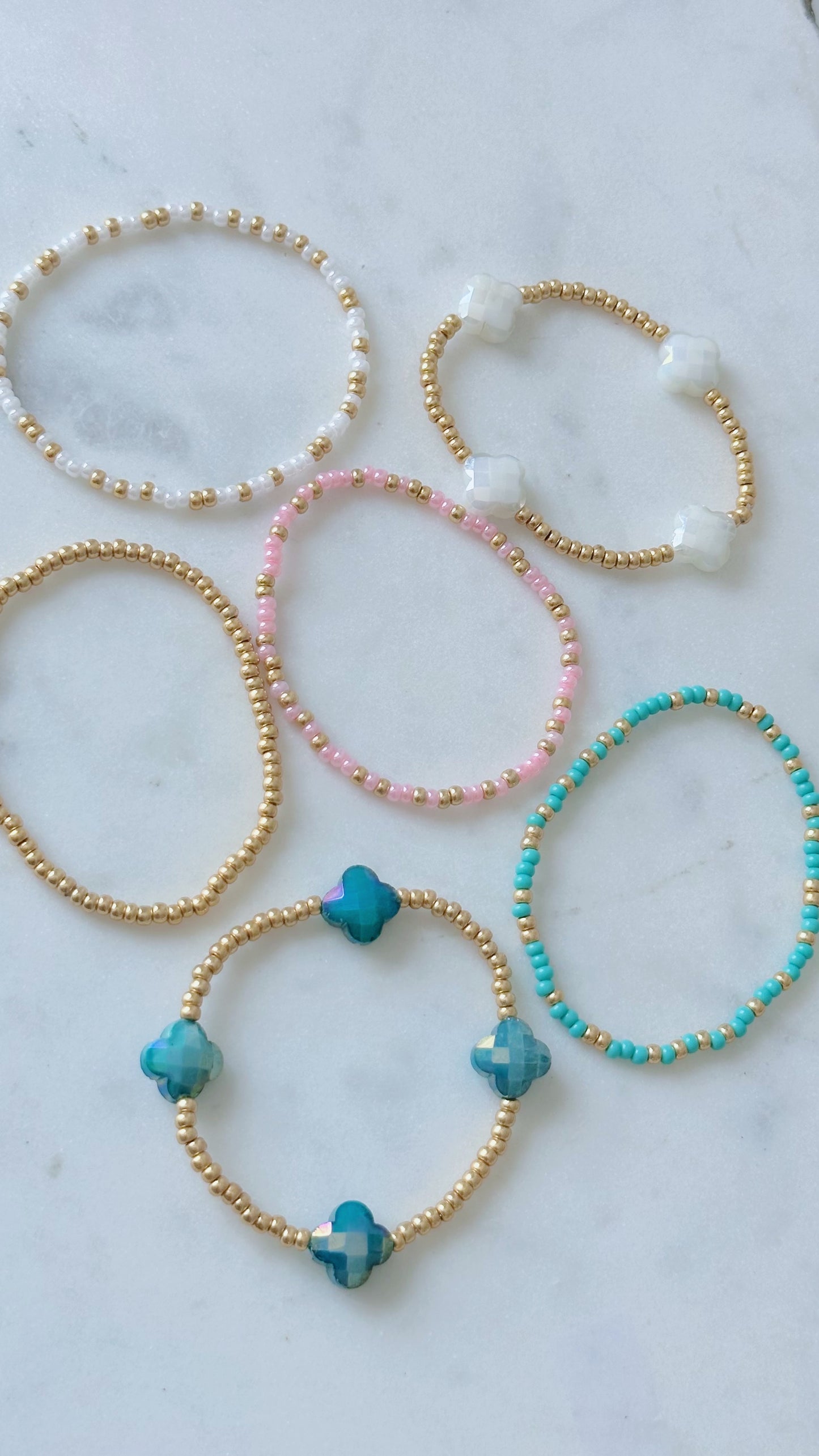 Dainty Clover Beaded Bracelet