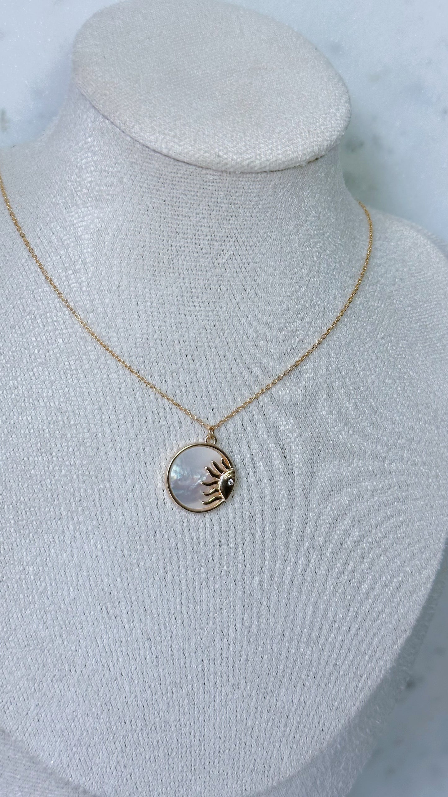 Sun-kissed glow necklace
