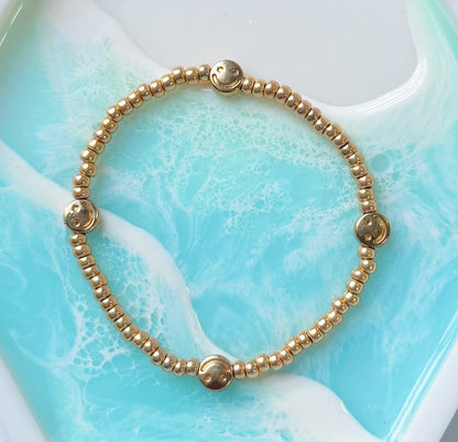 All smiles gold bracelet