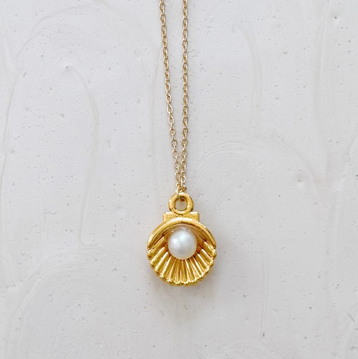 Surfside Seashell & Pearl Necklace