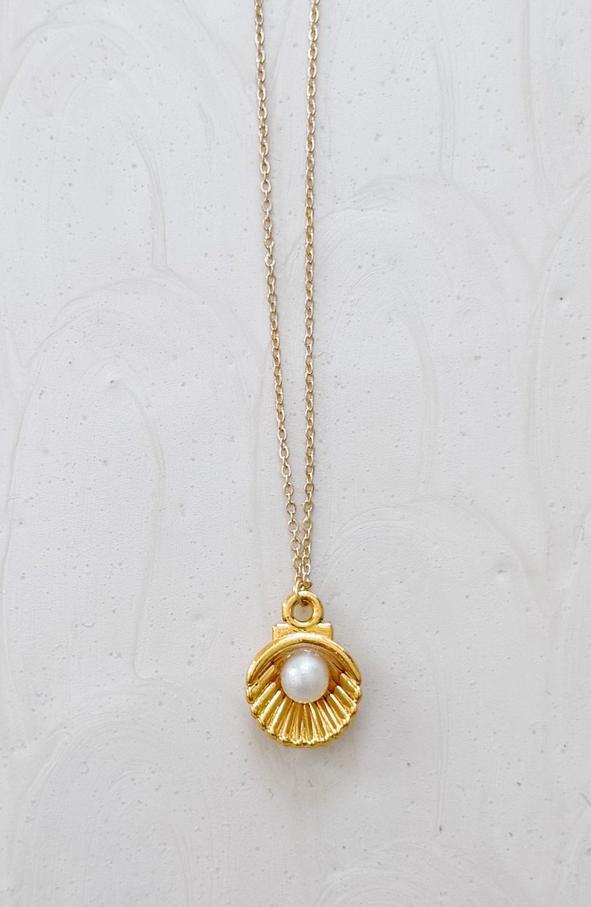Surfside Seashell & Pearl Necklace