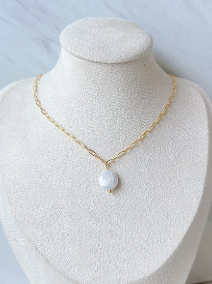 Dainty paperclip pearl necklace