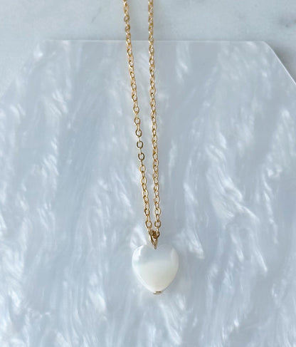 Shell heart pendant necklace