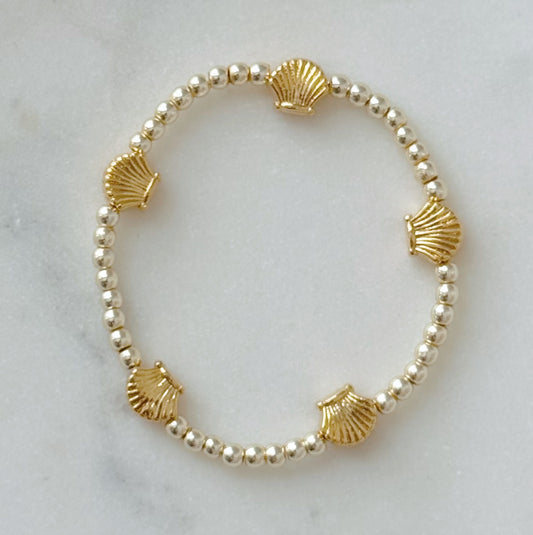 Gold Seashell Beaded Bracelet