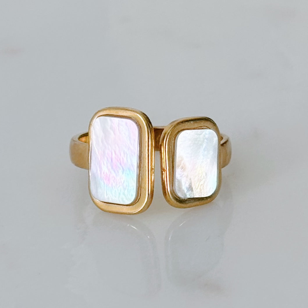 Gold Mother of Pearl Duo Ring