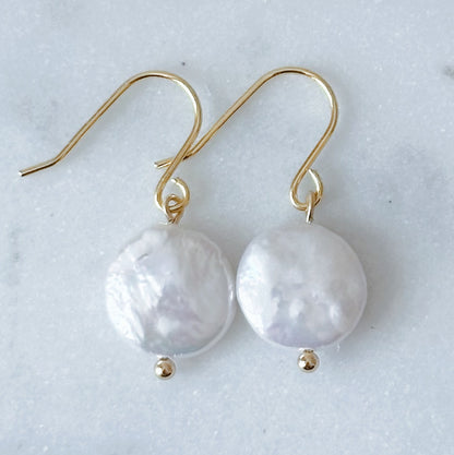 Round freshwater pearl earrings