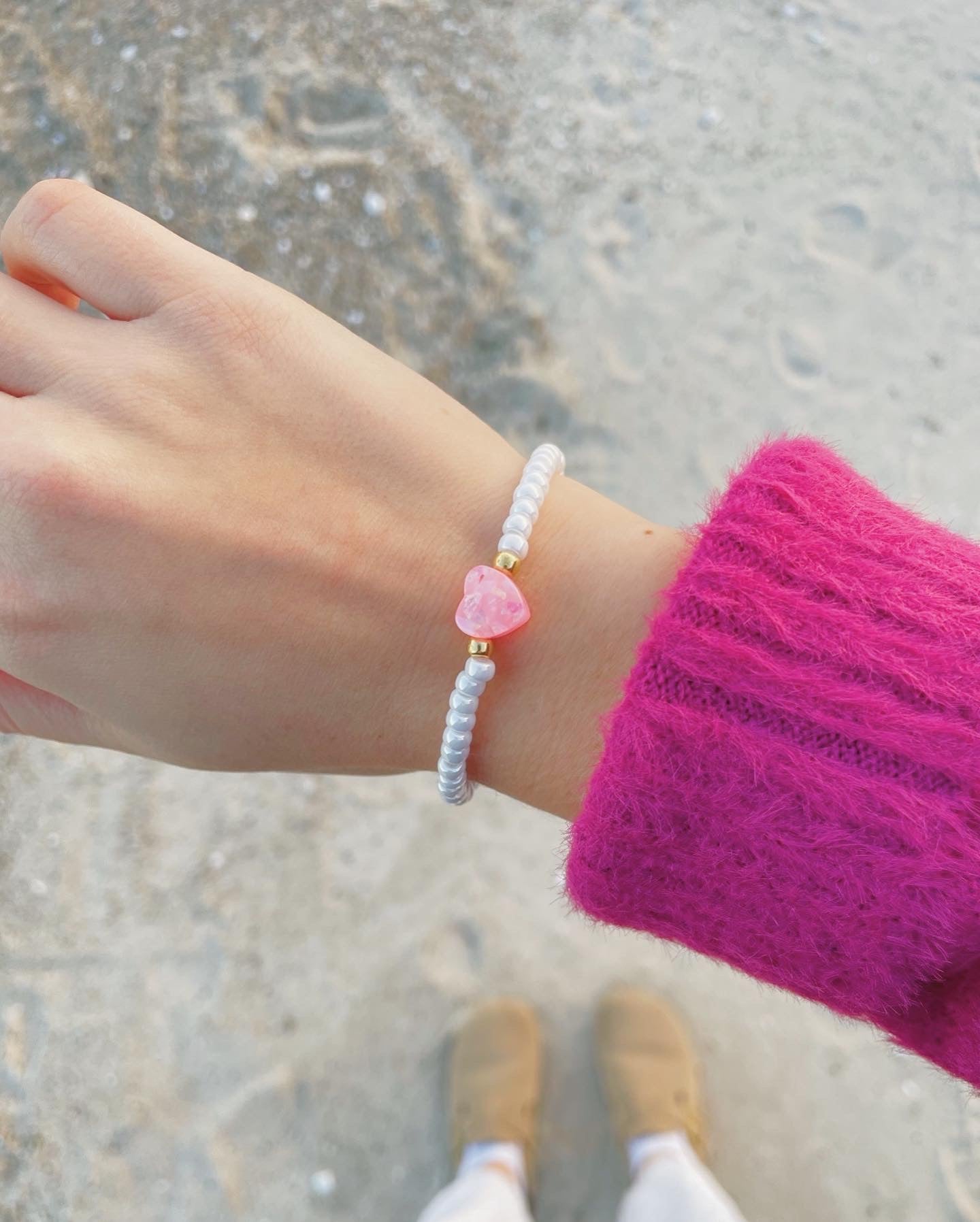 Pink opal heart beaded bracelet