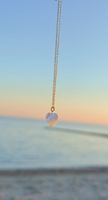 Shell heart pendant necklace