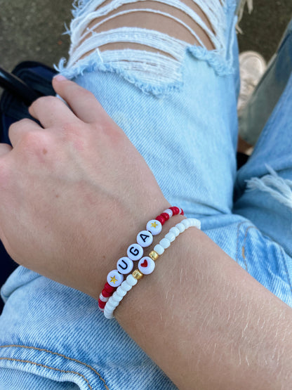 U of Georgia beaded bracelet